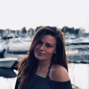 Meet your Posher, Lexi